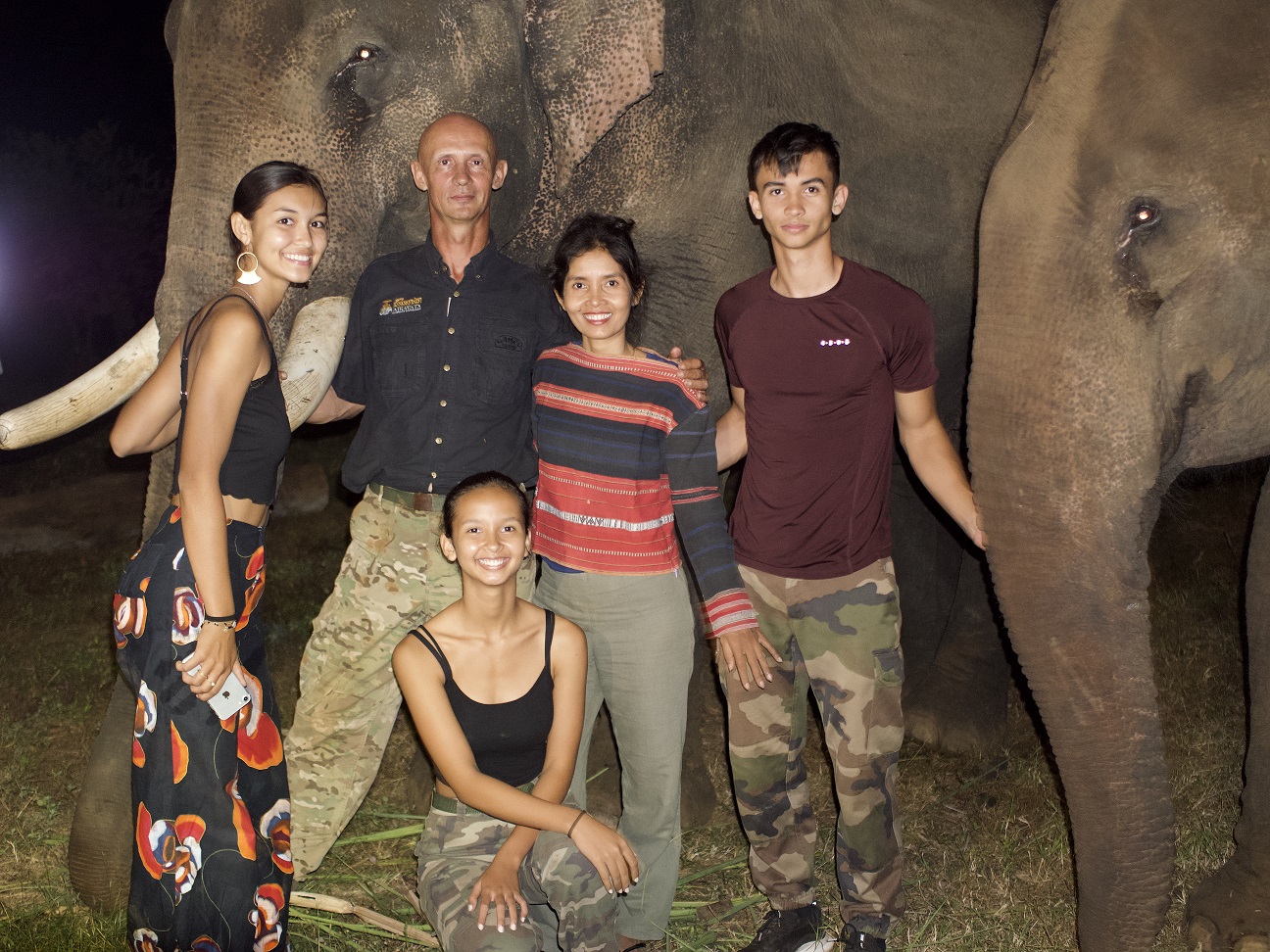 Pierre-Yves et Chenda Clais, fondateurs d’Aïravata au Ratanakiri